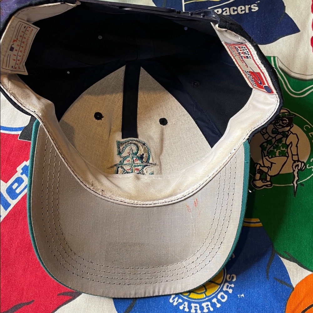 Vintage Sports Specialties Seattle Mariners SnapBack Hat - Picture 5 of 6